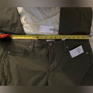 NWT Good American Cargo Jeans